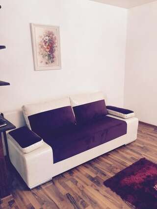 Апартаменты Apartment A&V Kolasa Минск Апартаменты-3